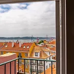 Charming Meio A Lapa Iii Amazing Terrace View Apartment *