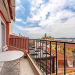 Apartment Charming Meio A Lapa Iii Amazing Terrace View Lissabon