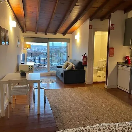 Charming Meio A Lapa Iii Amazing Terrace View Апартаменты Лиссабон