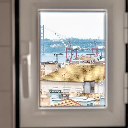 Апартаменты Charming Meio A Lapa Iii Amazing Terrace View