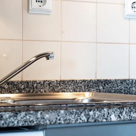Charming Meio A Lapa Iii Amazing Terrace View * ליסבון
